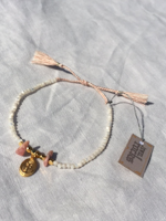 Armbånd (perlemor med anker) fra Jewel Rocks