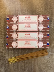 Satya - Musk