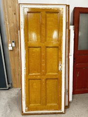 Enkeldörr med karm 89x217 vänster