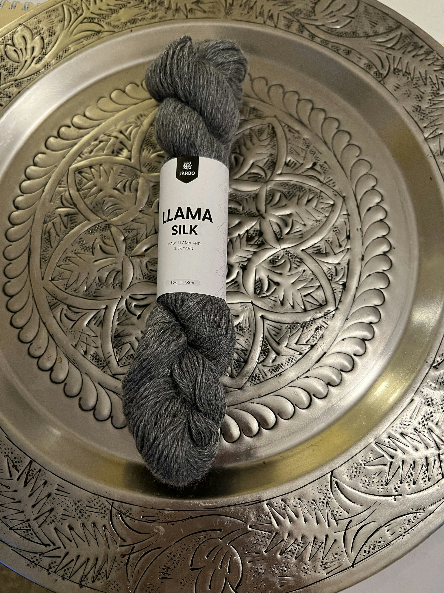 Llama silk