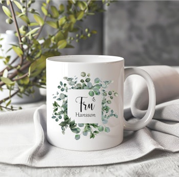 Mugg Brudpar med efternamn i eucalyptusram