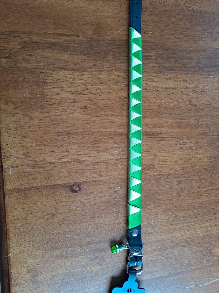 Hajtandsflätat halsband, 40cm