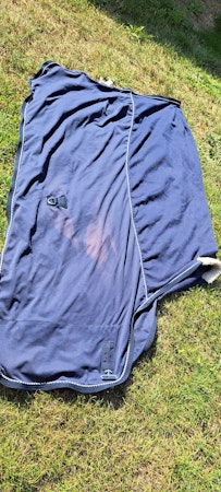 Täcke, 125 cm, fleece på rygg