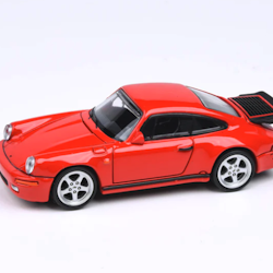 Skala 1/64 Porsche 911, 1987 RUF CTR "Yellowbird" Hö-styrd, Guards Röd fr Para64