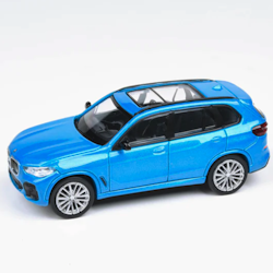 Skala 1/64 BMW X5 Atlantis blå Hö-styrd fr Para64