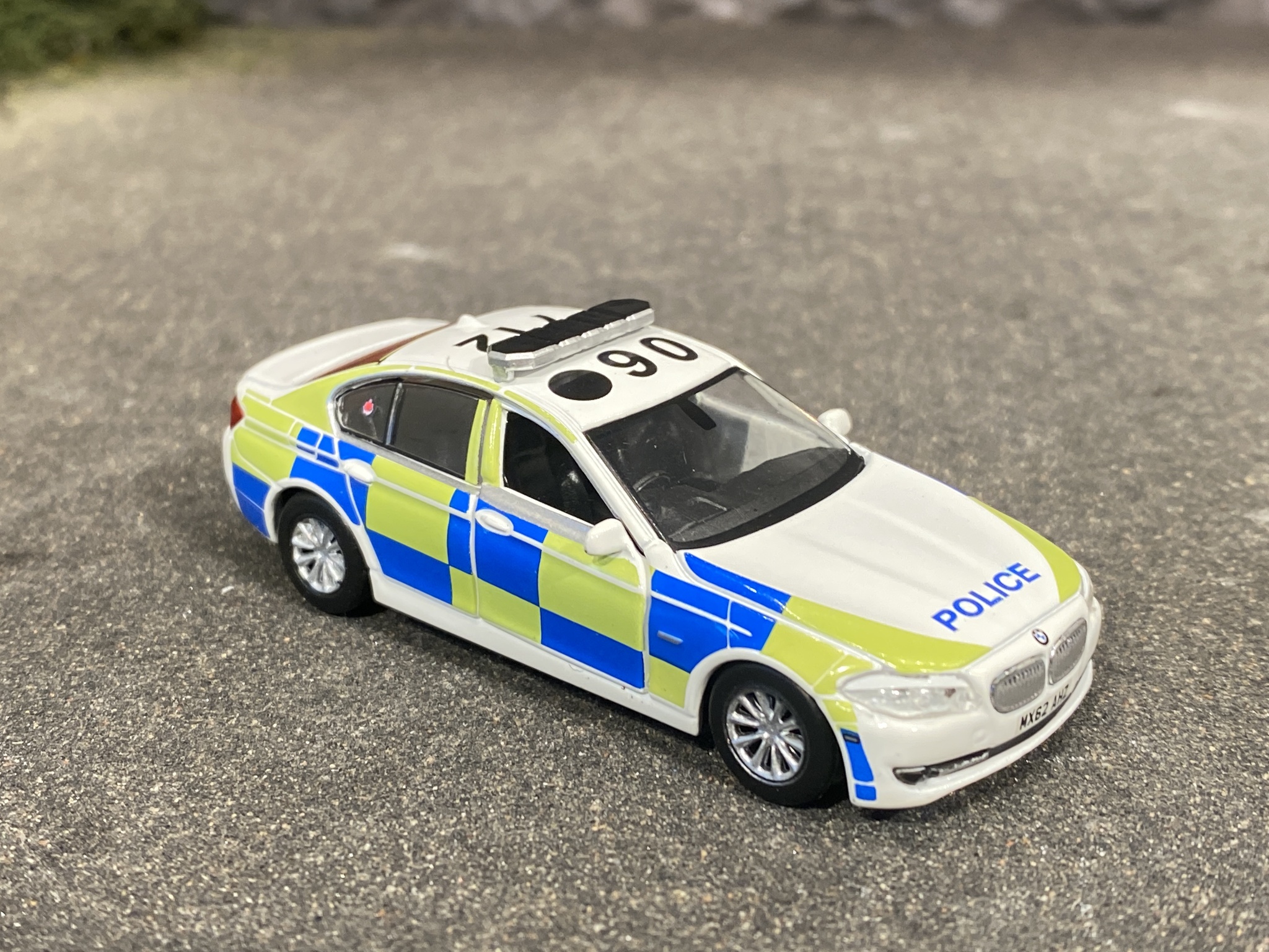 Skala 1/64 - BMW 5 Series F10 Greater Manchester Police fr Tiny - Fotoexemplar
