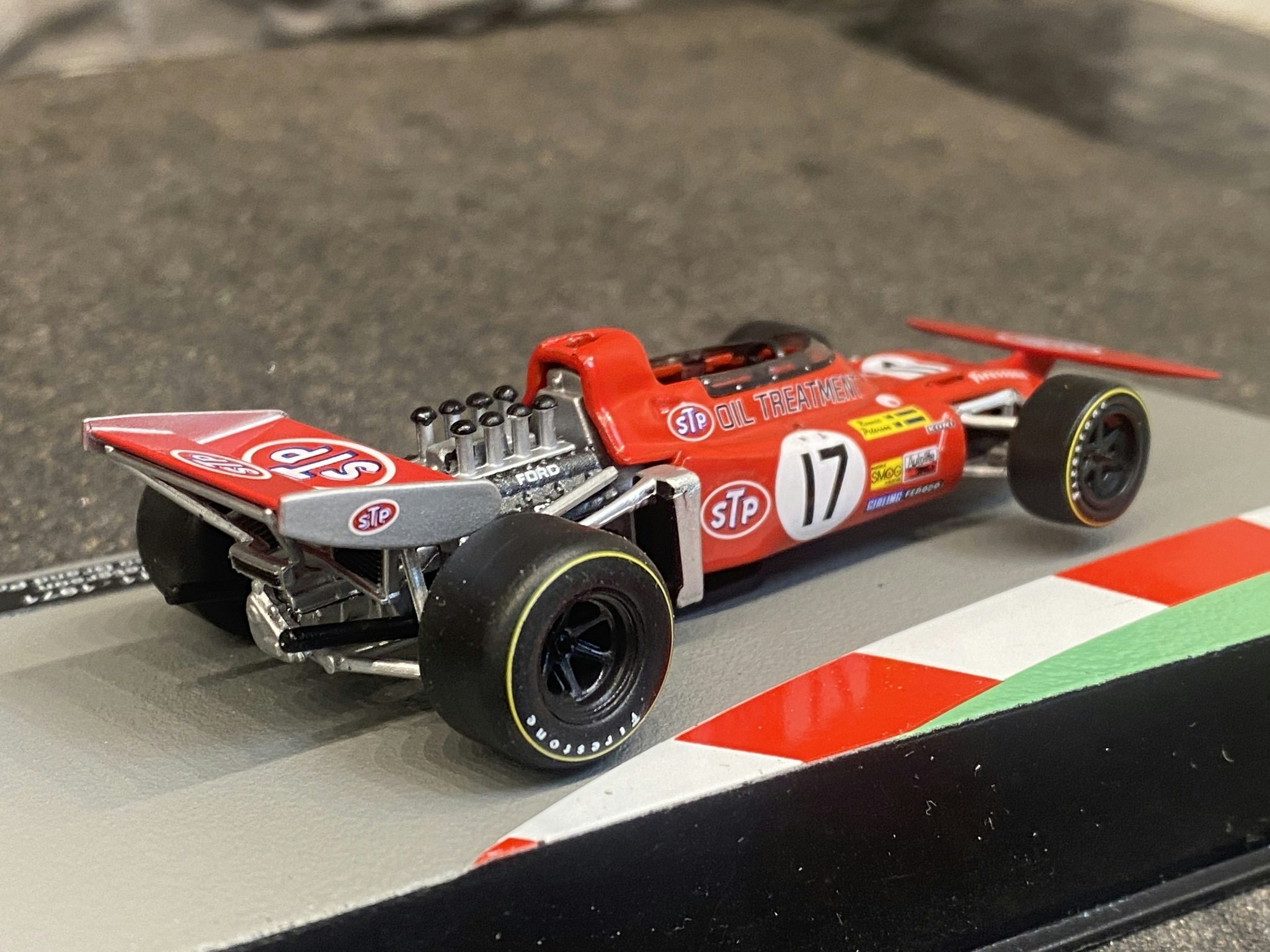 Skala 1/43 Formula 1, March 711 - 1971 - Ronnie Peterson - Monaco GP 71' Visnings-ex