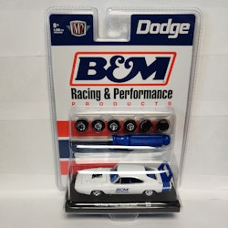 Skala 1/64 Dodge Charger Daytona HEMI 69' "B&M" m extra däck m fälg från M2 Machines