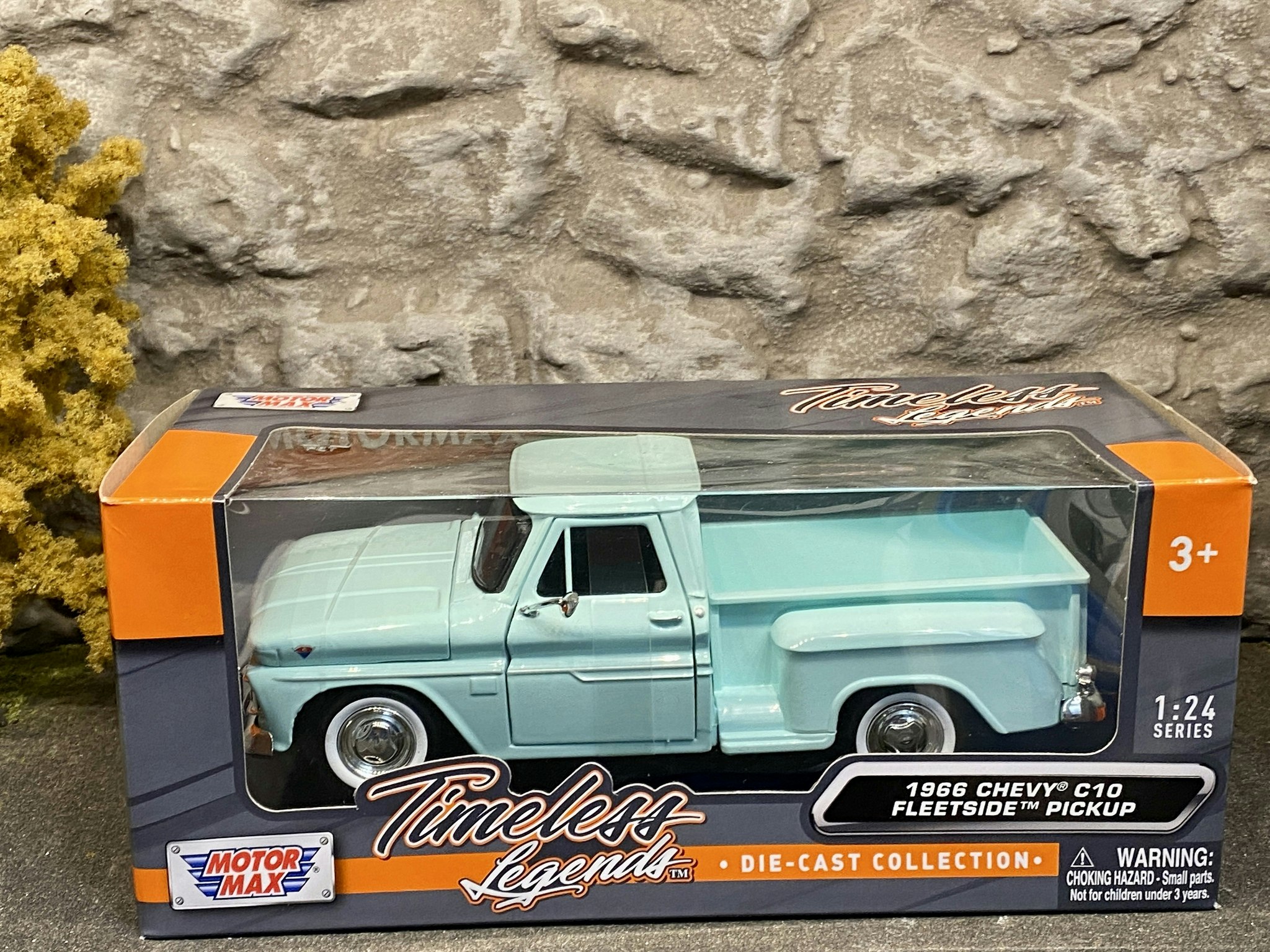 Skala 1/24: Skrot?/Scrap? 1966 GMC C1000 Fenderside Pickup, Mintgreen fr Motormax