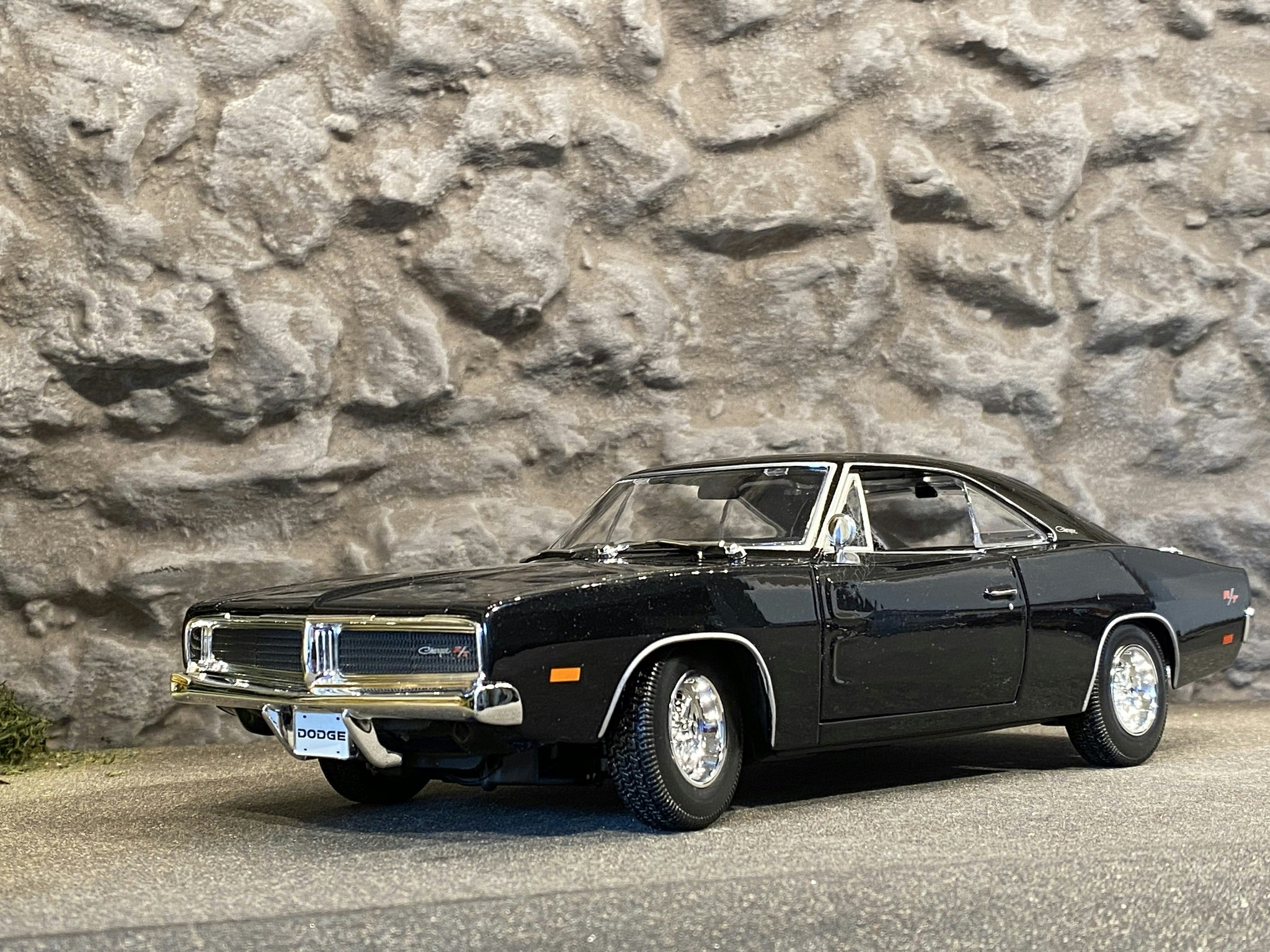 Skala 1/18 Riktigt fin Dodge Charger R/T 1969'  fr Maisto Special Edition