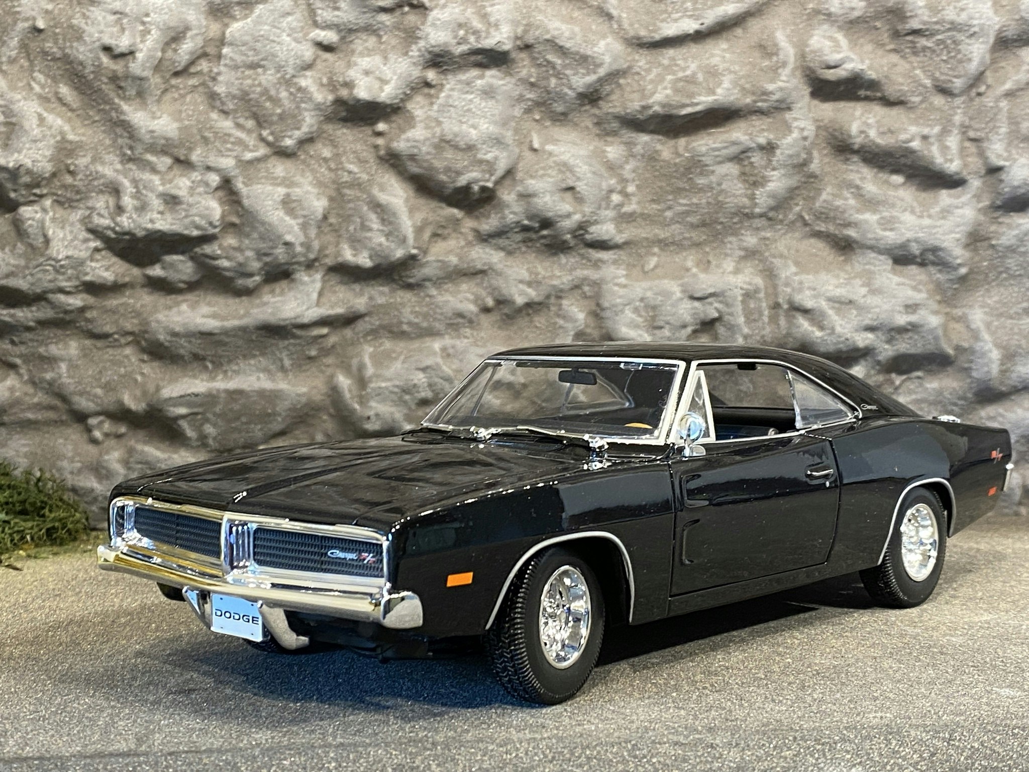 Skala 1/18 Riktigt fin Dodge Charger R/T 1969'  fr Maisto Special Edition