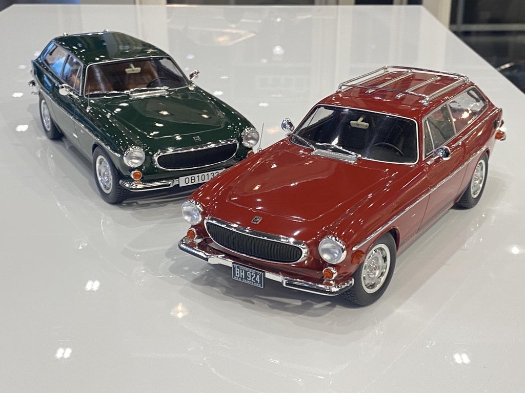 Skala 1/18 Volvo 1800 ES 1973 Dark Green fr Norev
