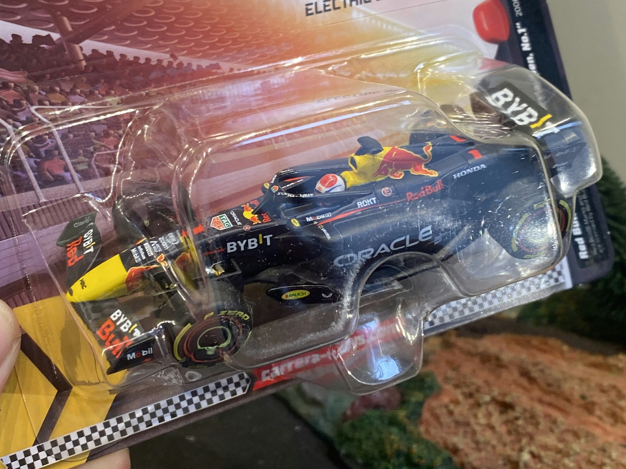 Skala 1/43 An. slotcar fr Carrera GO: Red Bull Racing RB19 1# M.Verstappen, No.33"