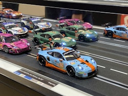 Skala 1/32 Analog slotcar fr Carrera: Porsche 911 RSR "Gulf Racing, Mike Wainwright, No.86", Silverstone 2018