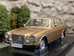 Tillfälle! Skala 1/18 Volvo 164, Gold Metallic fr Triple9 Collection