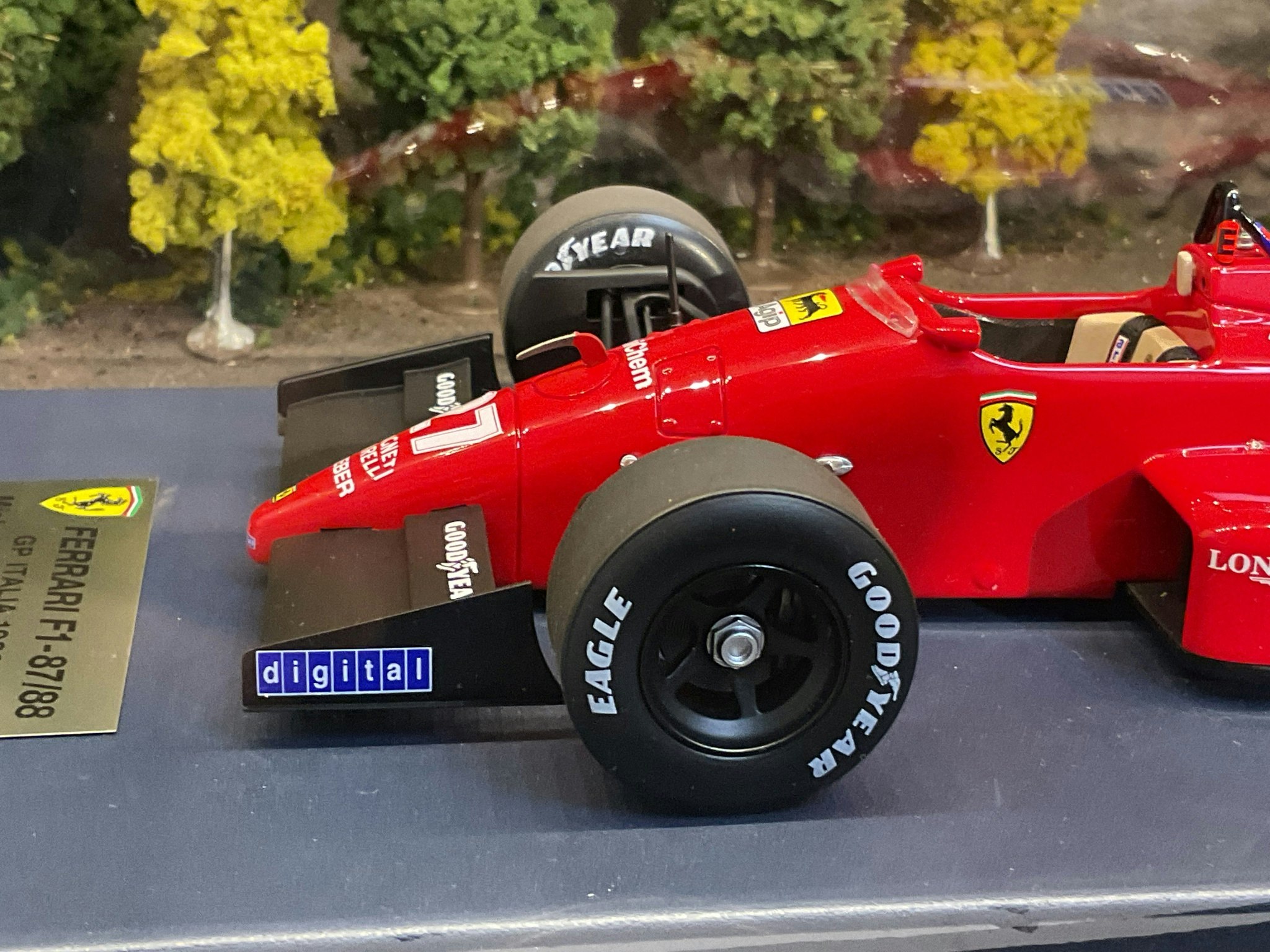 Skala 1/18 Ferrari F1 641, GP 1990, 100th Ferrari F1 Victory, A.Prost fr Look Smart