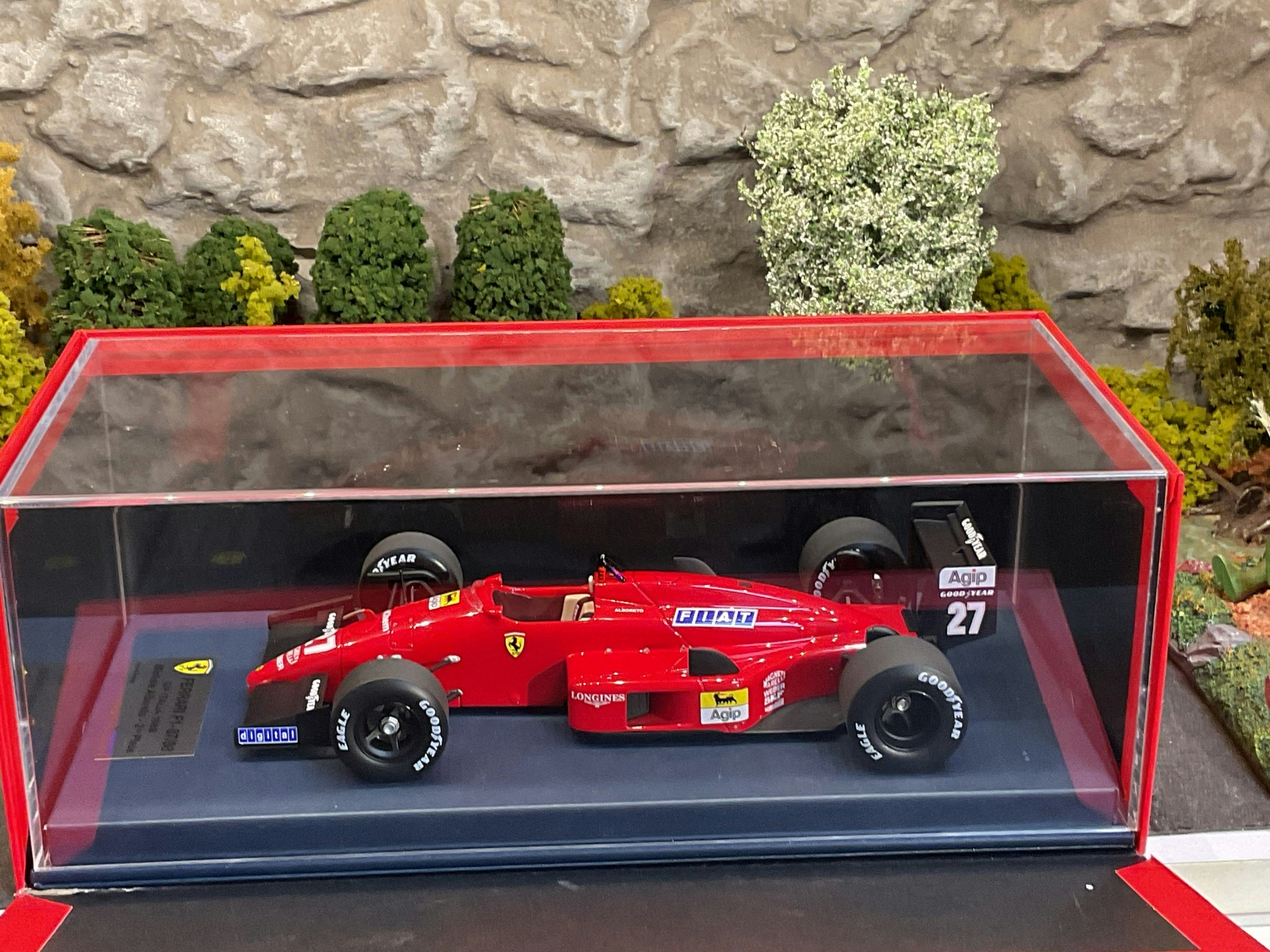 Skala 1/18 Ferrari F1 641, GP 1990, 100th Ferrari F1 Victory, A.Prost fr Look Smart