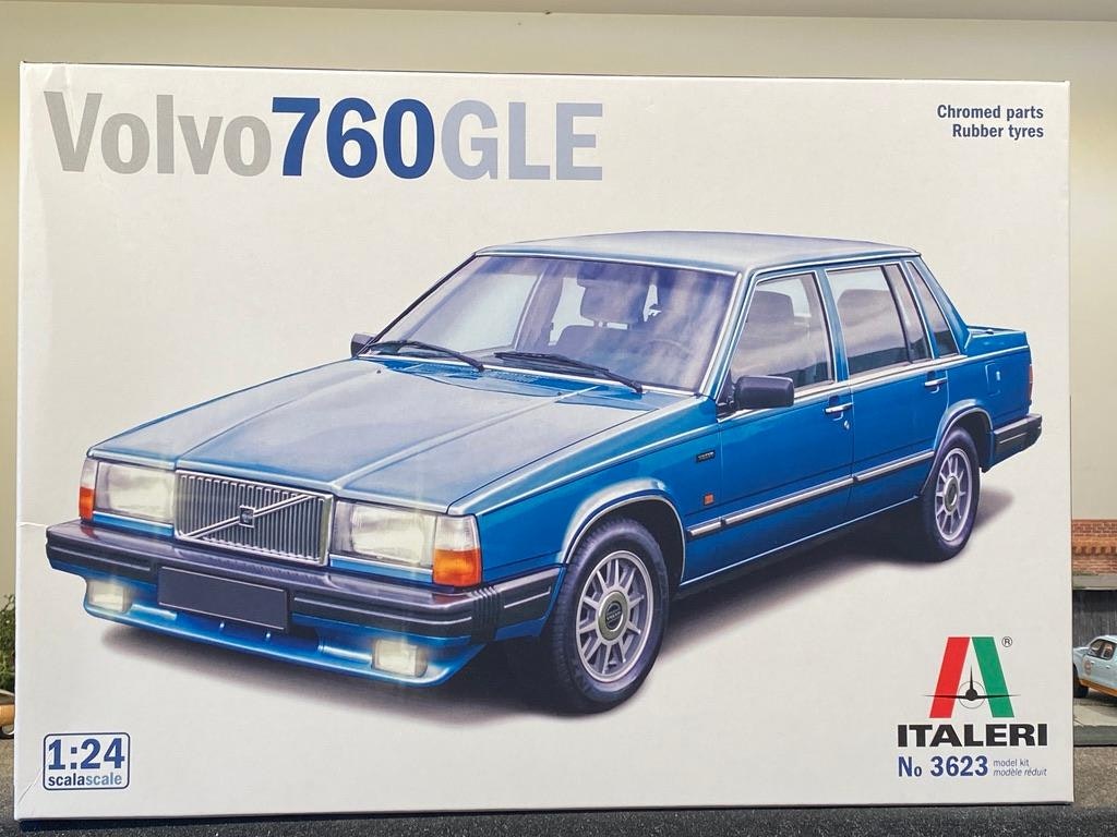 Skala 1/24 Volvo 760 GLE, Plastic building kit fr ITALERI