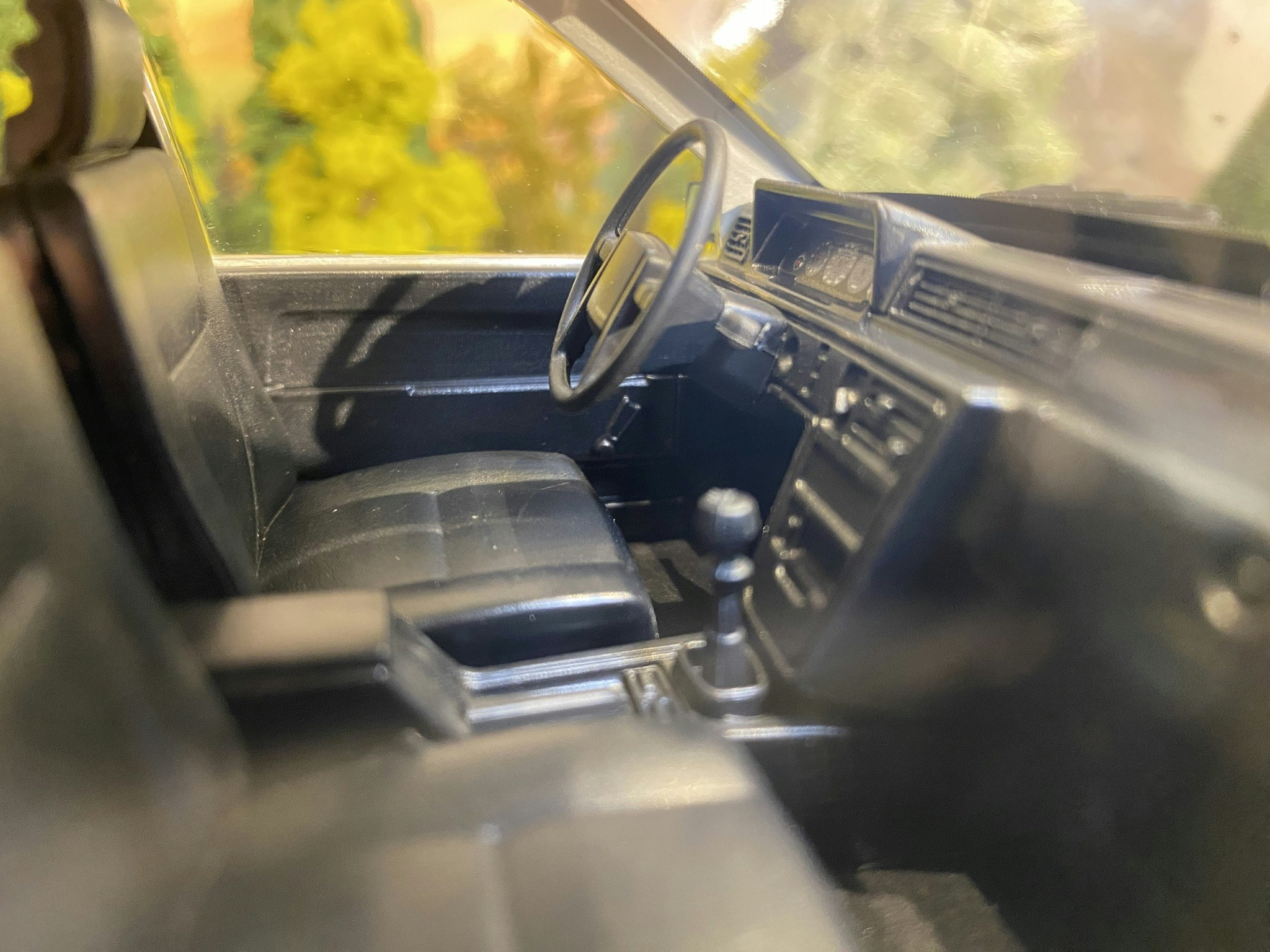 Skala 1/18 Volvo 740 GL Break (745) 86' White fr Minichamps Limited ed.