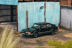 Scale 1/64 Saab 900 Turbo, Black fr Tramac Works - GLOBAL64