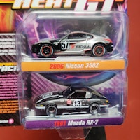 Skala 1/64 2-pack Nissan 350Z 06' & Mazda RX-7 81' fr Johnny Lightning
