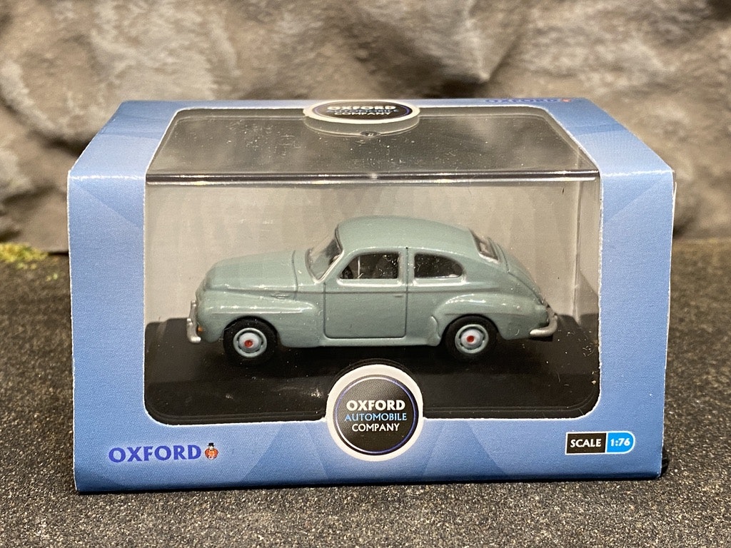 Skala 1/76 Volvo 544, Light blue från Oxford