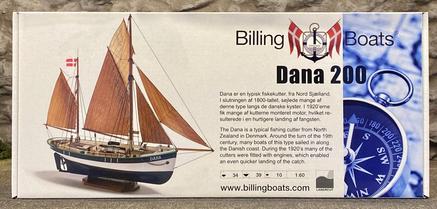Skala 1/60 Building kit: Dana 200 fr Billing Boats - Plastic hull