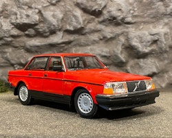 Skala 1/24 Häftig & snygg Volvo 240 GL, Röd från Nex models / Welly