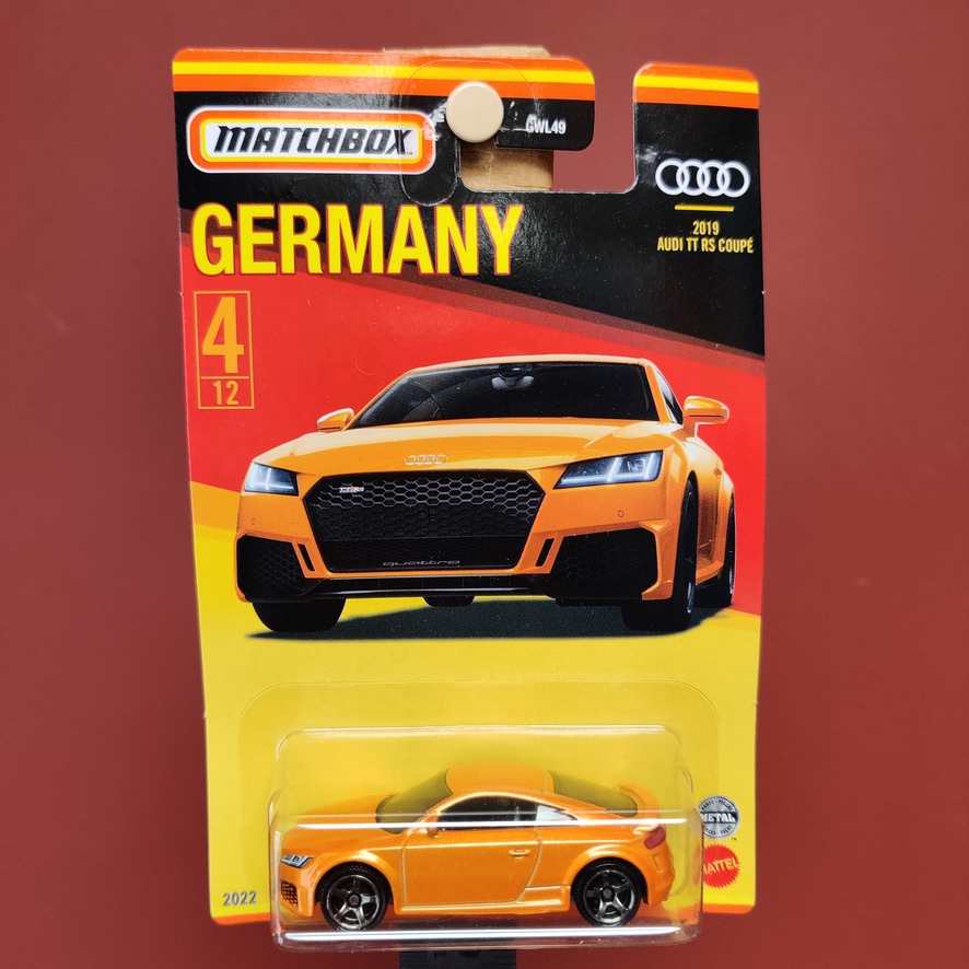 Skala 1/64 MATCHBOX - Germany - Audi TT RS COUPÉ 2019