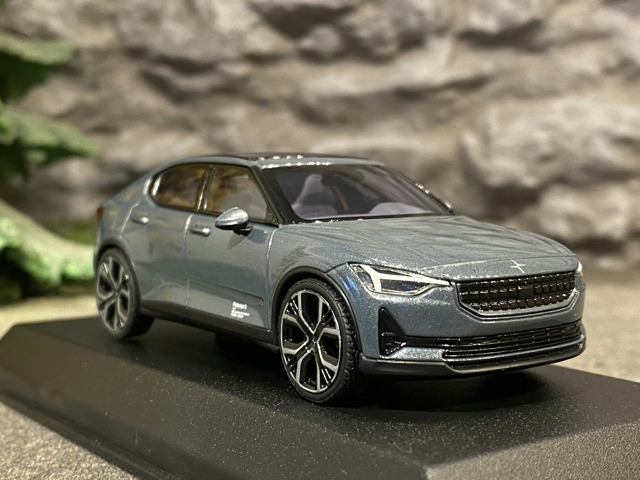 Skala 1/43: POLESTAR 2, Thunder 2021, från NOREV