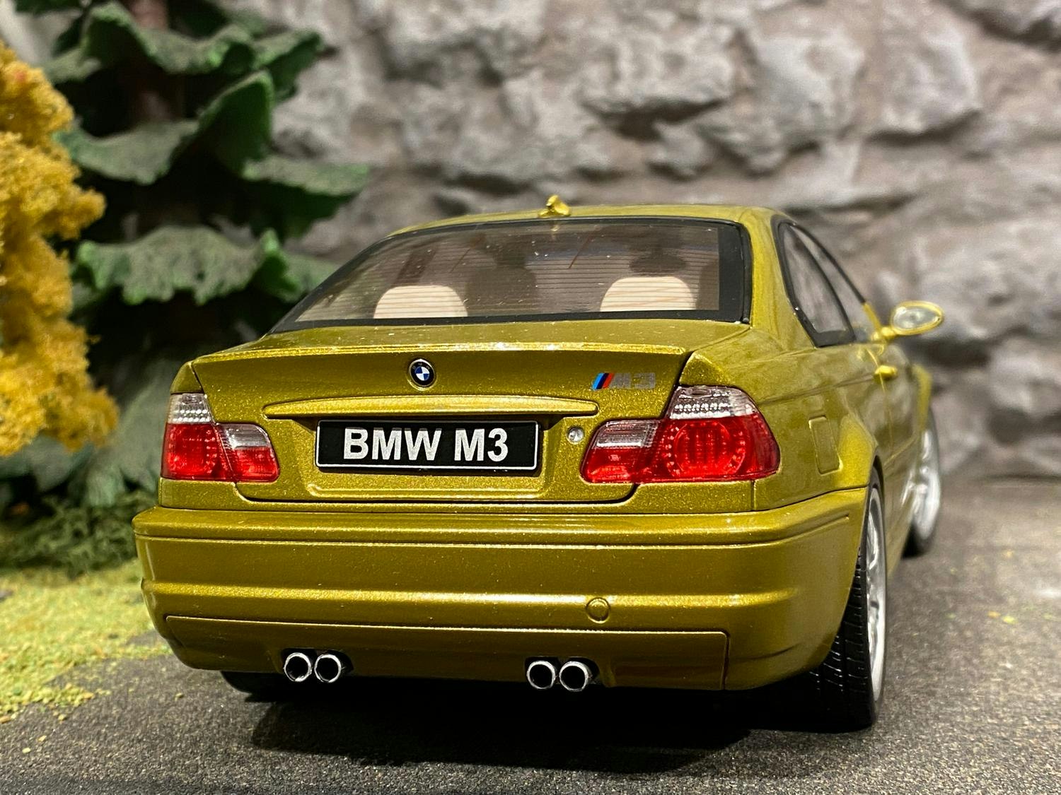 Skala 1/18 BMW M3 (E46 COUPÉ) Guldmetallic fr. SOLIDO