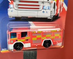 Skala 1/64 MATCHBOX - UK - SCANIA P360 Fire Truck