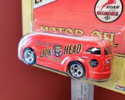 Skala 1/64 HOT WHEELS Premium - LION HEAD - HAULIN GAS (1937)