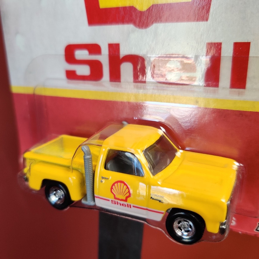 Skala 1/64 HOT WHEELS Premium - SHELL - DODGE LITTLE RED EXPRESS (1978)