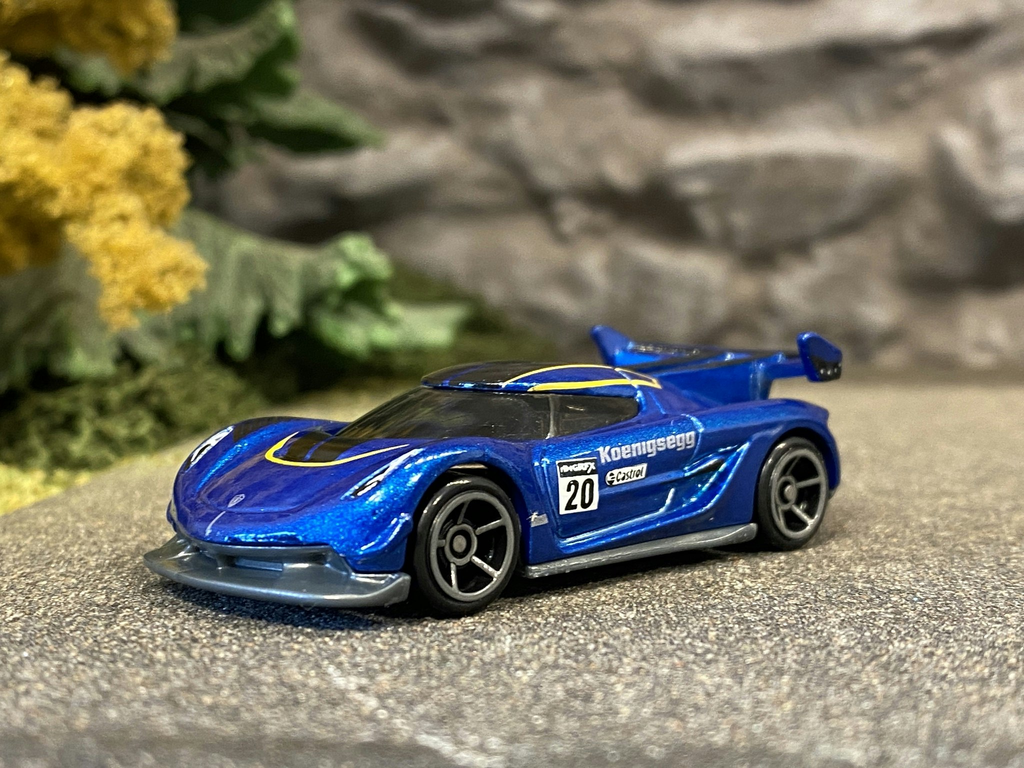 Skala 1/64 Hot Wheels, KOENIGSEGG JESKO #20 (2020)