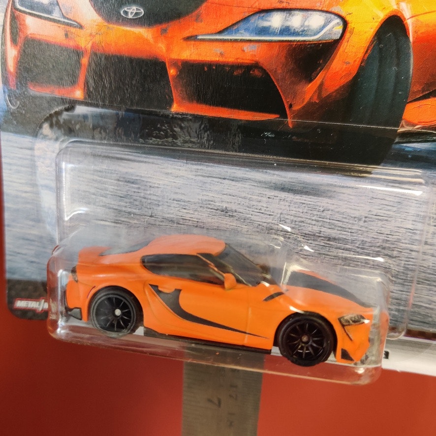 Skala 1/64 Hot Wheels Premium, Fast & Furious, TOYOTA GR SUPRA