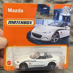 Skala 1/64 Matchbox - Mazda MX-5 Miata 15'