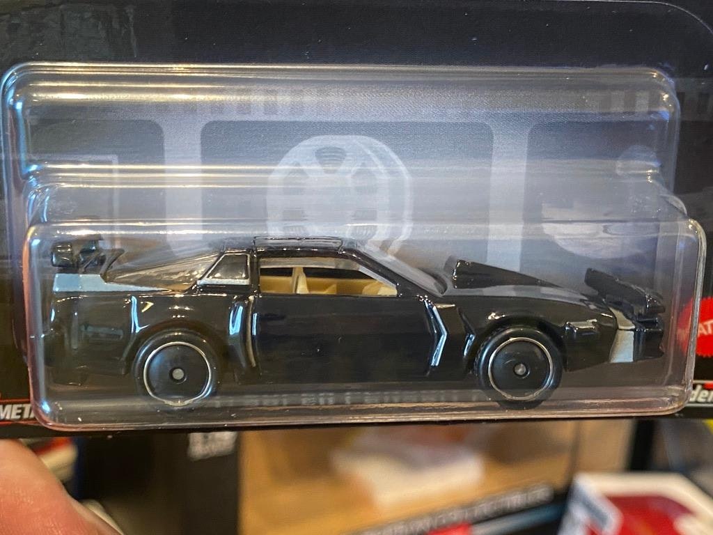 Skala 1/64 Hot Wheels Premium, Knight Rider, K.I.T.T. Pontiac Trans Am