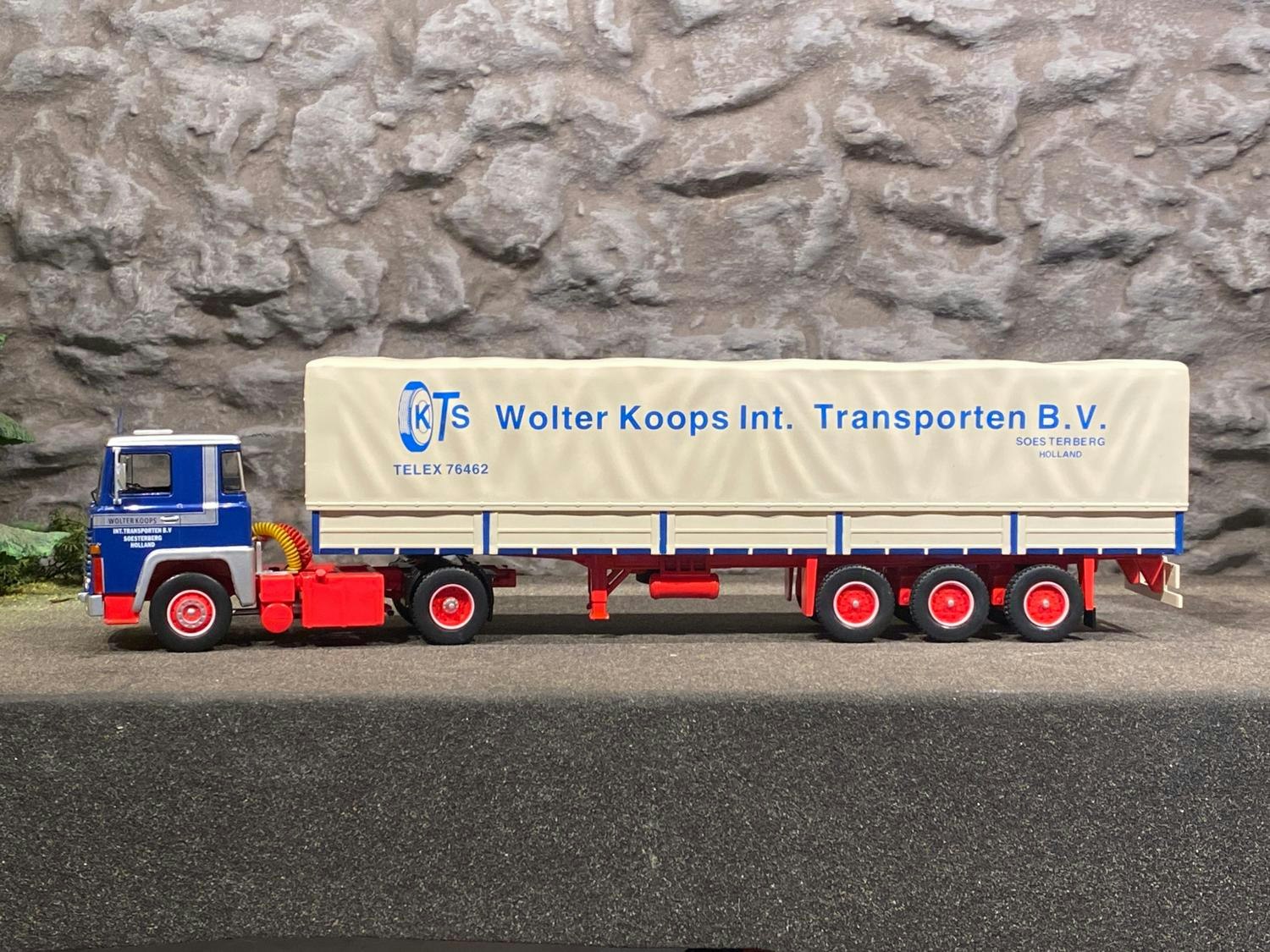 Skala 1/43 Mycket fin SCANIA LBT 141 (WALTER KOOPS) 1976 från IXO models