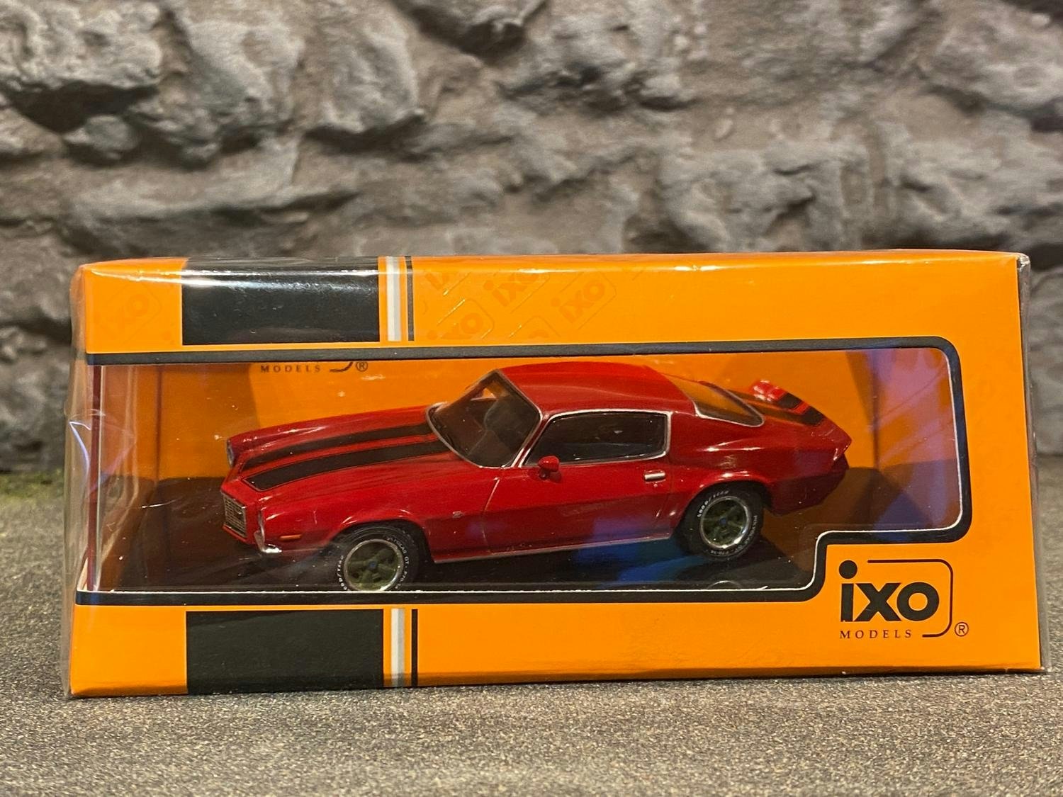 Skala 1/43 - Chevrolet Camaro Z28 70' fr IXO-models