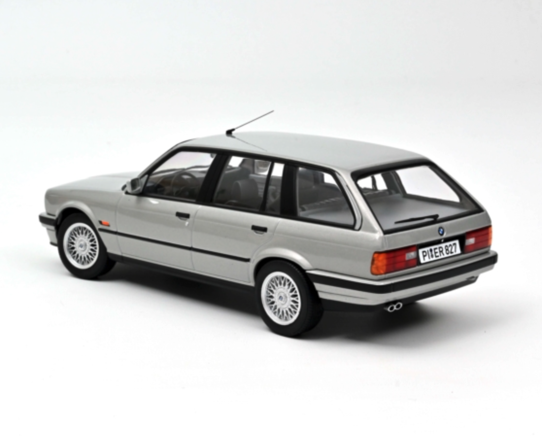 Skala 1/18 Snygg BMW 325i 91' E30 Cabriolet fr Norev