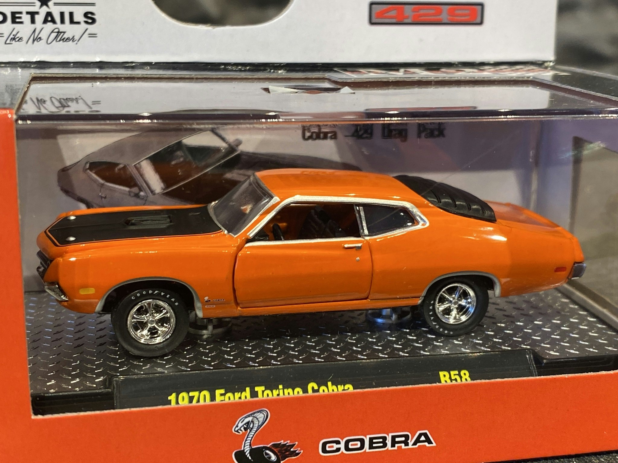 Skala 1/64 Ford Torino Cobra 70' fr M2