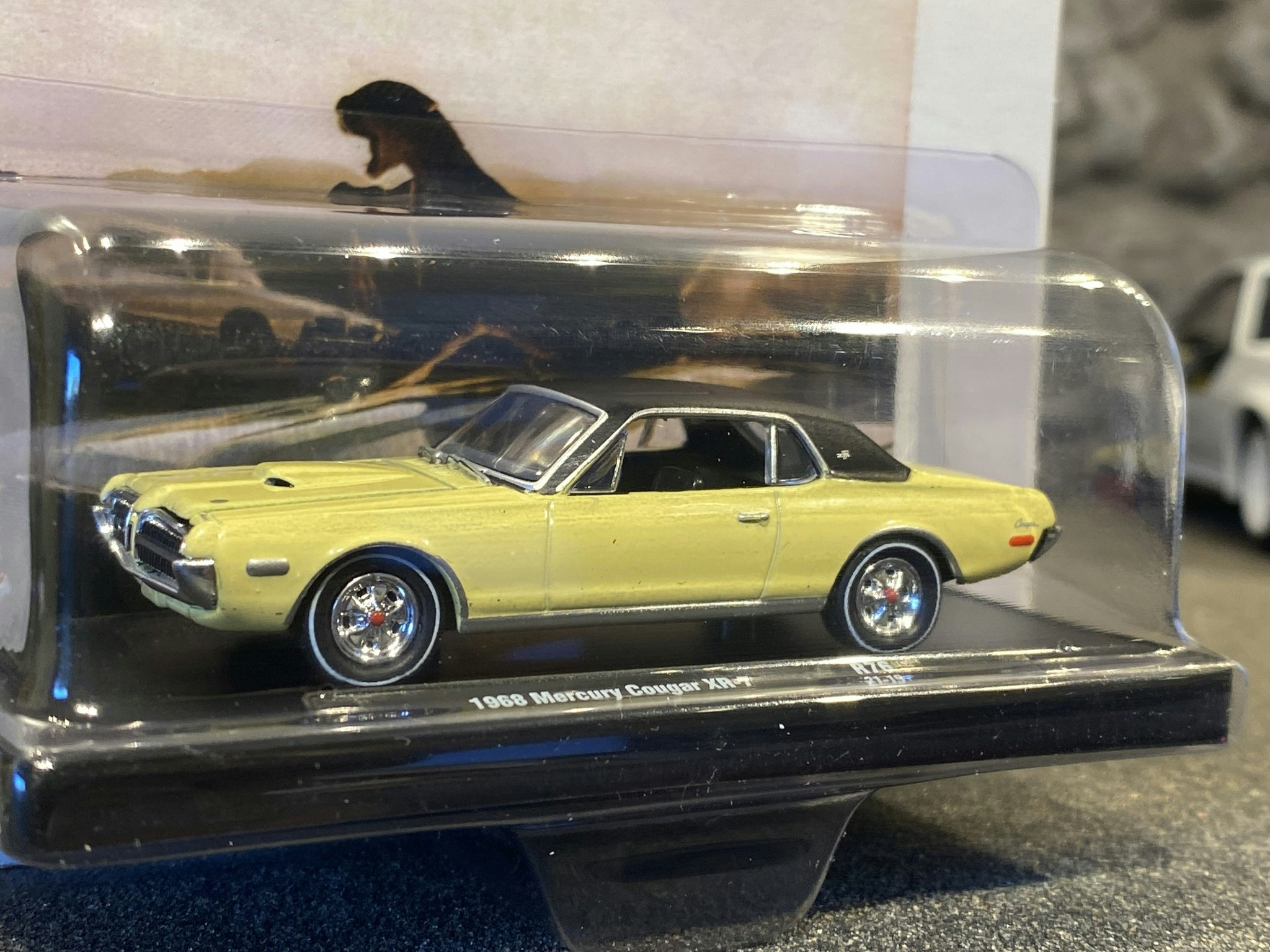 Skala 1/64 Mercury Cougar XR-7 68' fr M2