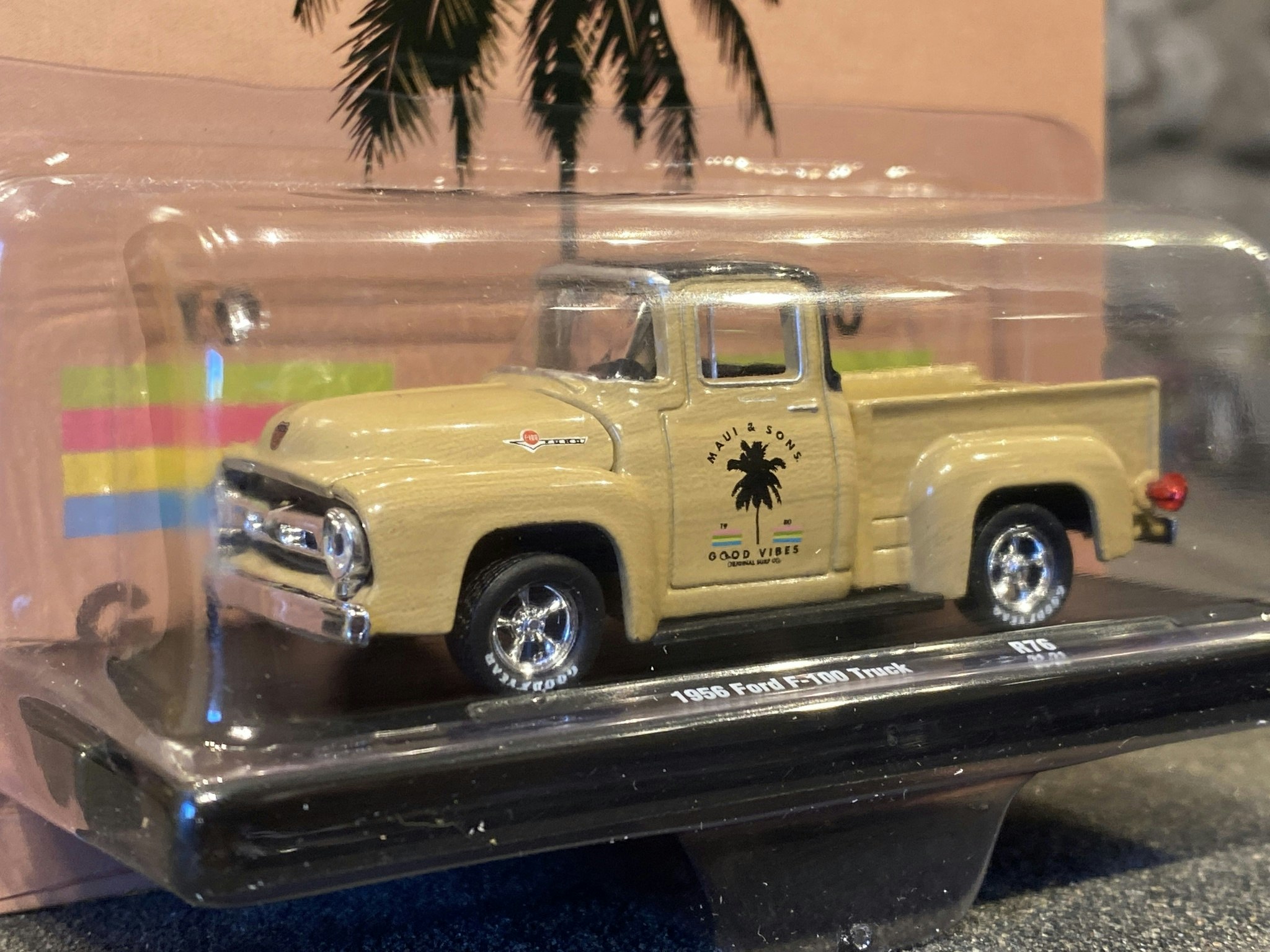 Skala 1/64 Ford F-100 Truck 1956' fr M2