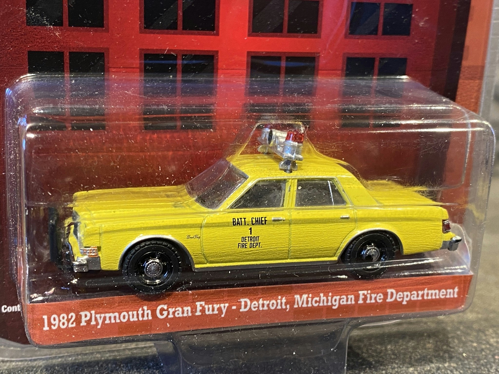 Skala 1/64"Fire & Rescue" Plymouth Gran Fury 82' fr Greenlight