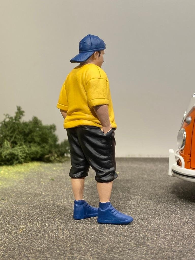 Skala 1/18 Billy check out some cool cars...  fr American Diorama