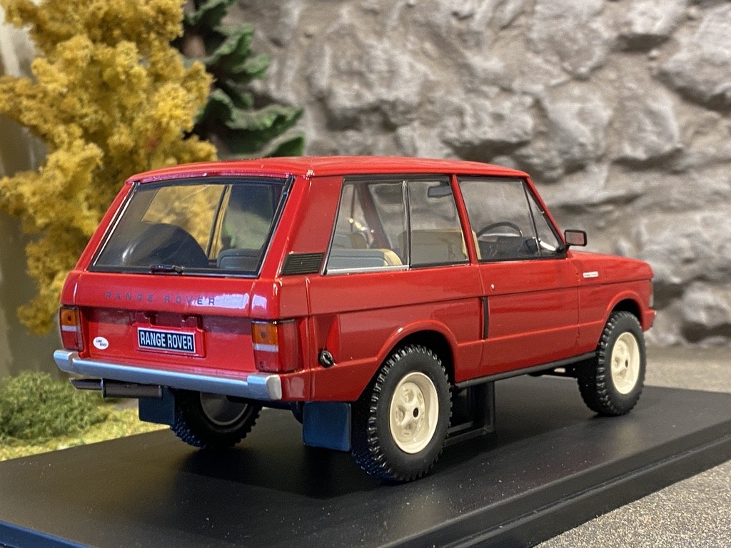 Skala 1/24 Range Rover från WhiteBox