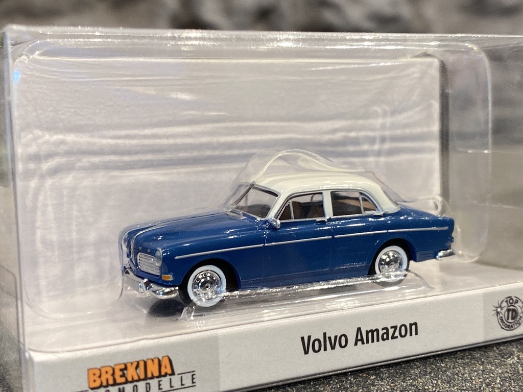 Skala 1/87 - Volvo Amazon , Blå m vitt tak från Brekina