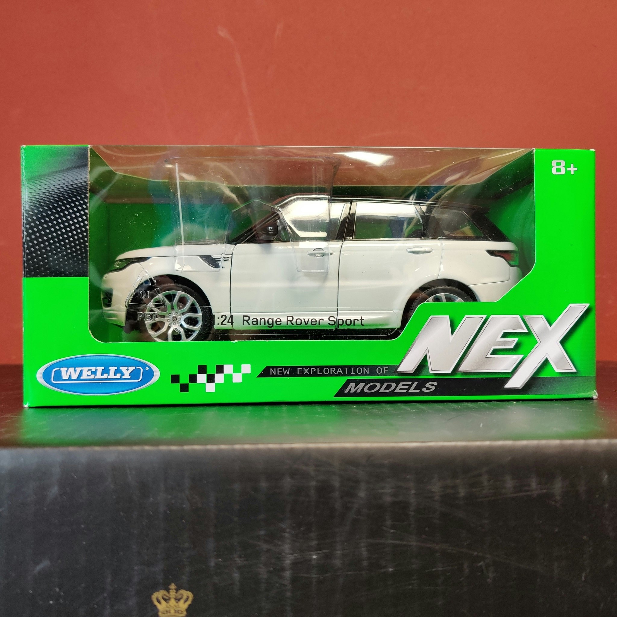 Skala 1/24 Range Rover Sport från Nex models / Welly