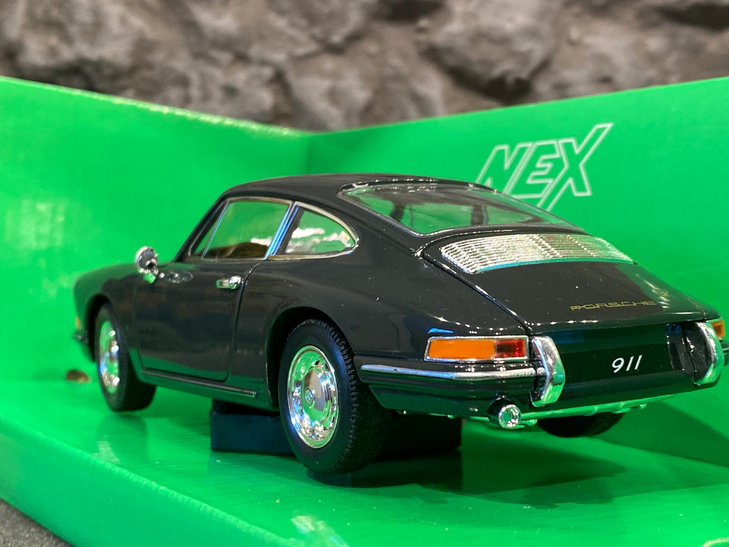 Skala 1/24 Porsche 911 från Nex models / Welly